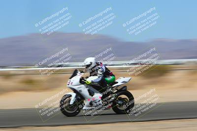 media/Apr-15-2022-Apex Assassins (Fri) [[9fb2e50610]]/Trackday Level 1/Session 2/Speed Shots/